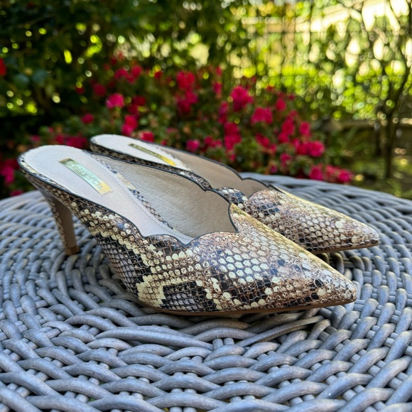 Louise et Cie Kirina Scalloped Mule Pastello Python Sz 7 - Picture 2 of 12